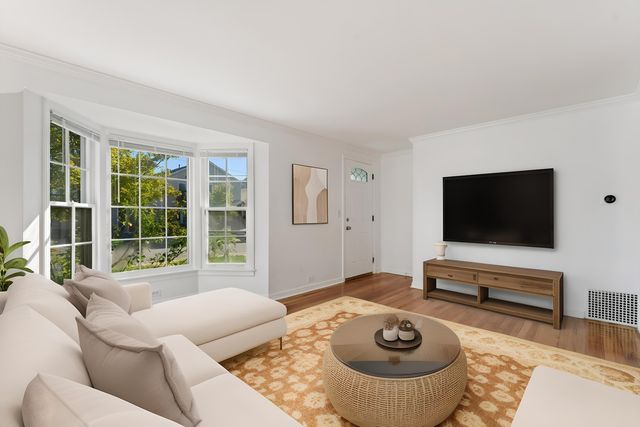 3506 Lonnquist Drive, Franklin Park, IL 60131