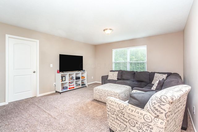 1705 Bent Creek Drive, Lancaster, OH 43130