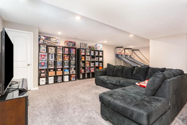 1705 Bent Creek Drive, Lancaster, OH 43130