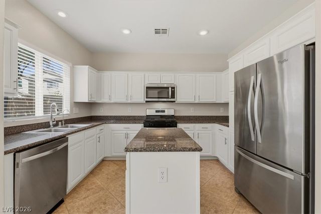 10655 Forum Peak Lane, Las Vegas, NV 89166