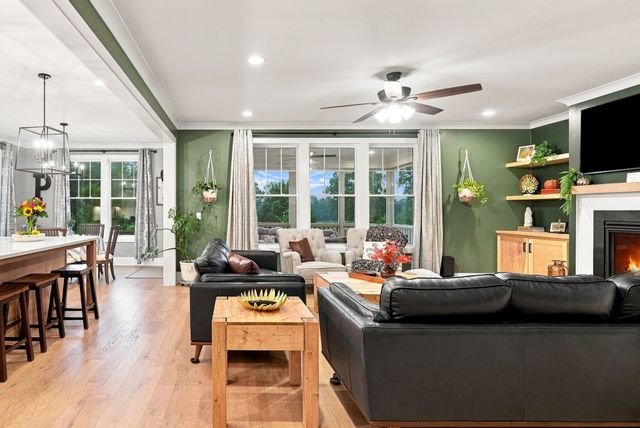 904 Shiloh Hills Drive, Fuquay Varina, NC 27526