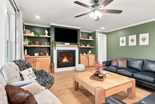 904 Shiloh Hills Drive, Fuquay Varina, NC 27526