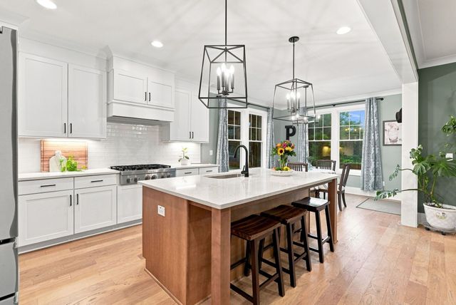 904 Shiloh Hills Drive, Fuquay Varina, NC 27526