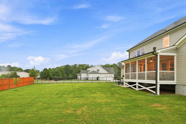 904 Shiloh Hills Drive, Fuquay Varina, NC 27526