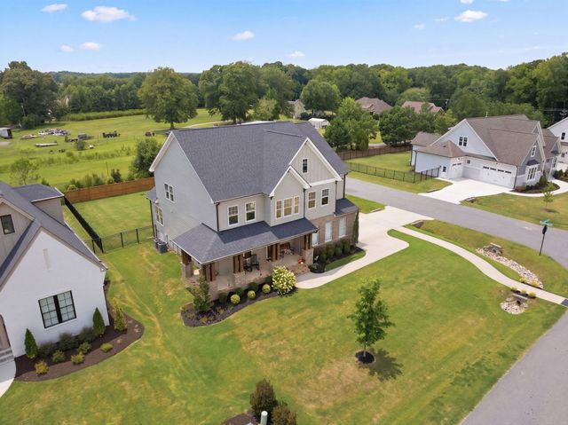 904 Shiloh Hills Drive, Fuquay Varina, NC 27526