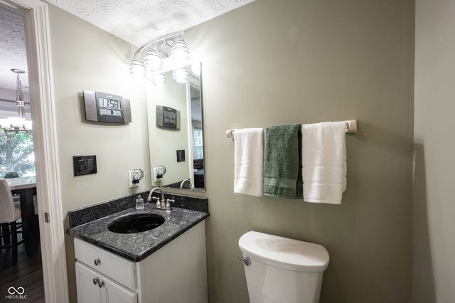 10600 Sand Creek Boulevard, Fishers, IN 46037