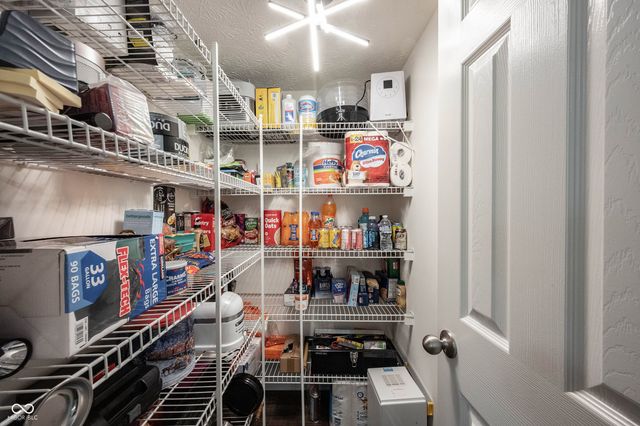 10600 Sand Creek Boulevard, Fishers, IN 46037