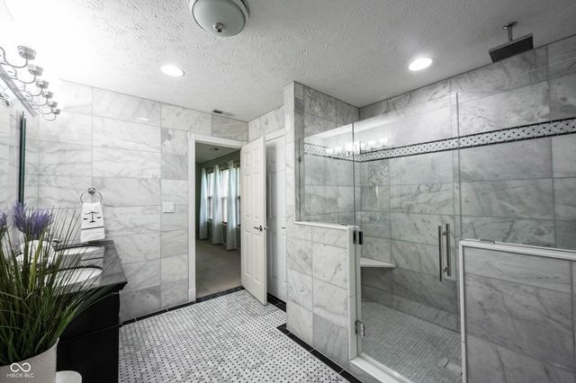 10600 Sand Creek Boulevard, Fishers, IN 46037