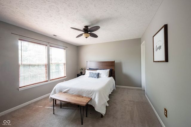10600 Sand Creek Boulevard, Fishers, IN 46037