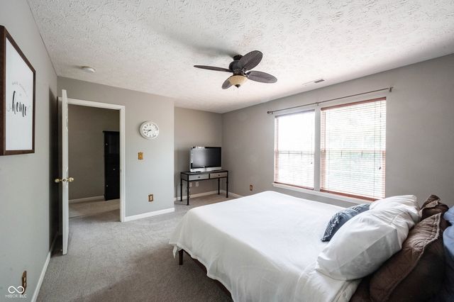 10600 Sand Creek Boulevard, Fishers, IN 46037