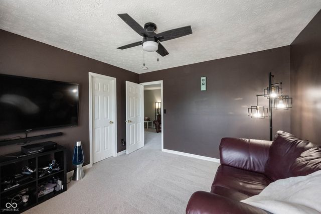 10600 Sand Creek Boulevard, Fishers, IN 46037