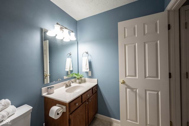 10600 Sand Creek Boulevard, Fishers, IN 46037