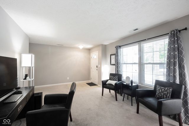 10600 Sand Creek Boulevard, Fishers, IN 46037