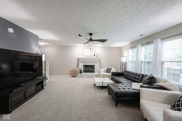10600 Sand Creek Boulevard, Fishers, IN 46037