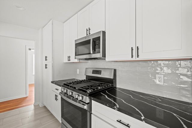 4618 Ella Boulevard, Houston, TX 77018