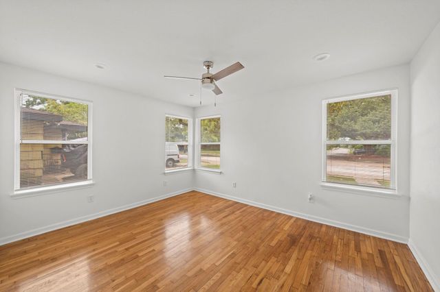 4618 Ella Boulevard, Houston, TX 77018