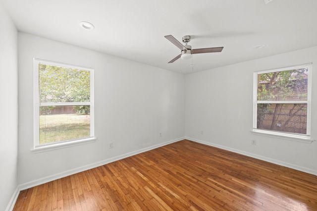 4618 Ella Boulevard, Houston, TX 77018