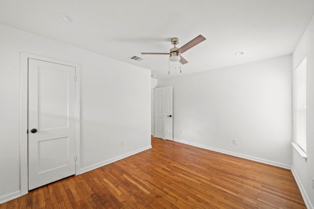 4618 Ella Boulevard, Houston, TX 77018