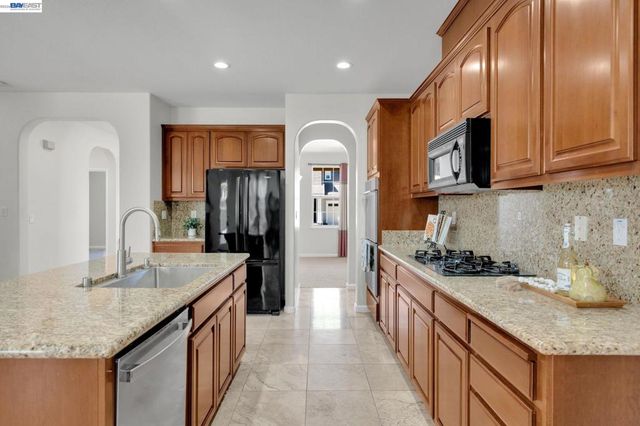 6391 Crystal Springs Cir, Discovery Bay, CA 94505