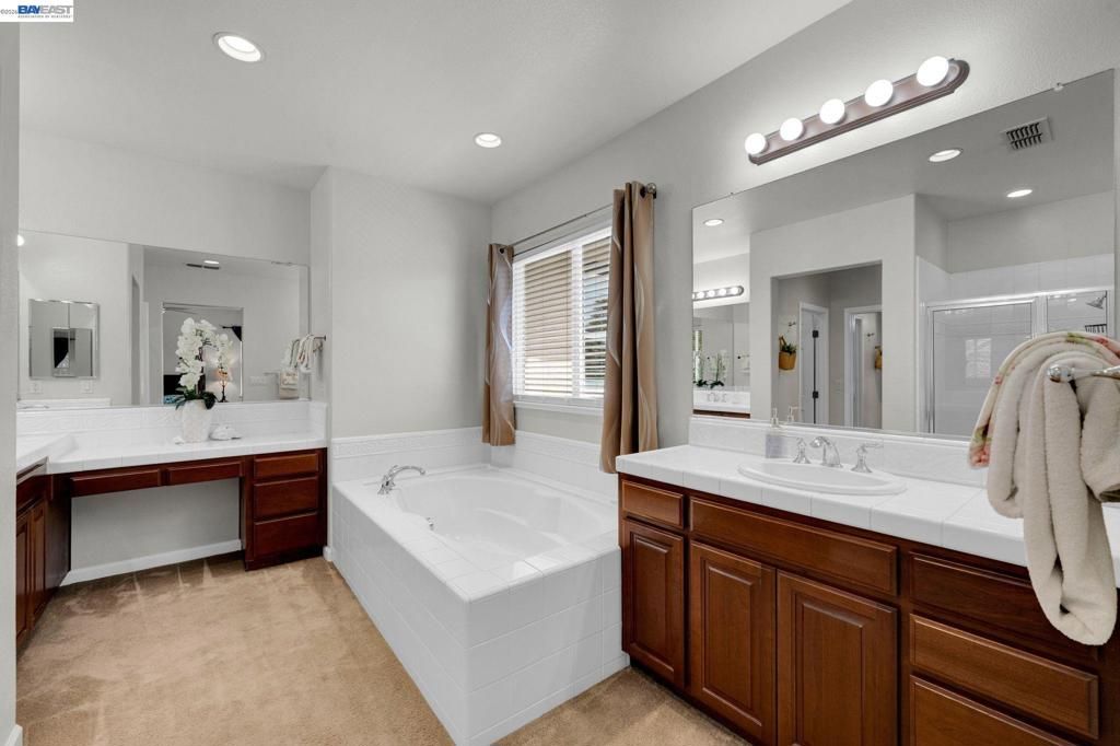 Image 33 of property listing at 6391 Crystal Springs Cir, Discovery Bay, CA 94505