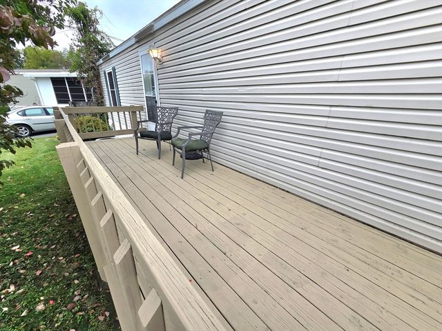 268 Palmer Rd 27, Monson, MA 01057