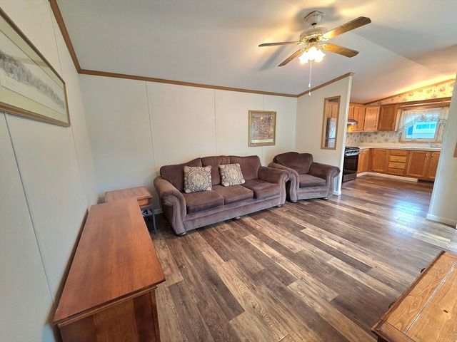 268 Palmer Rd 27, Monson, MA 01057