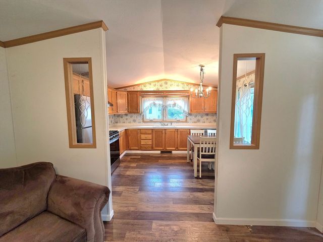 268 Palmer Rd 27, Monson, MA 01057