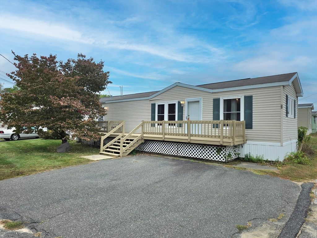 268 Palmer Rd 27, Monson, MA 01057