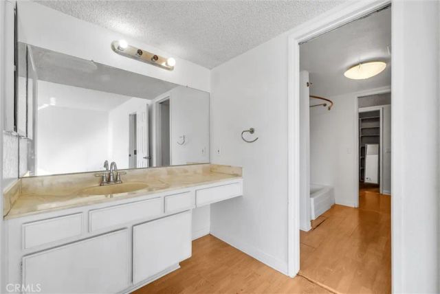 1077 Santo Antonio Drive 15, Colton, CA 92324