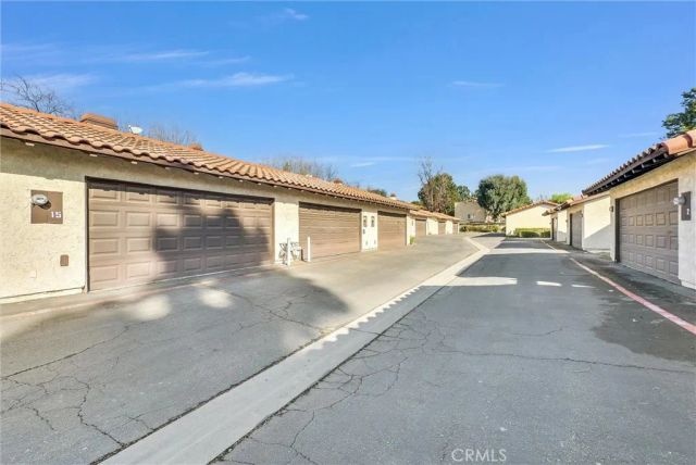 1077 Santo Antonio Drive 15, Colton, CA 92324