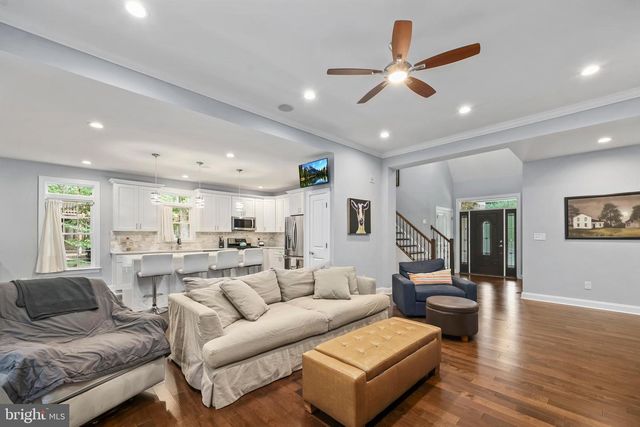 3619 LAKEVIEW PKWY, Locust Grove, VA 22508