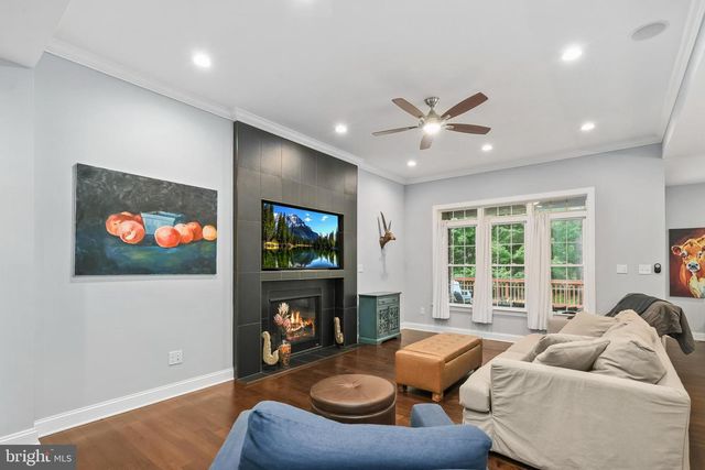 3619 LAKEVIEW PKWY, Locust Grove, VA 22508