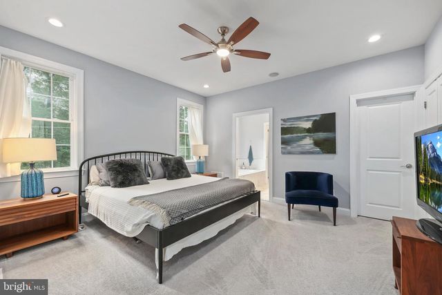 3619 LAKEVIEW PKWY, Locust Grove, VA 22508