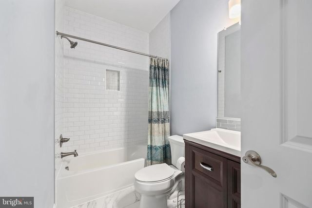 3619 LAKEVIEW PKWY, Locust Grove, VA 22508