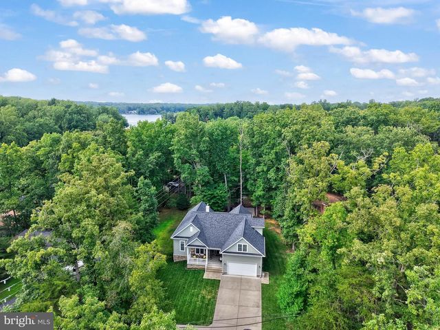 3619 LAKEVIEW PKWY, Locust Grove, VA 22508