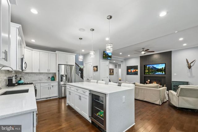 3619 LAKEVIEW PKWY, Locust Grove, VA 22508