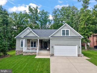 3619 LAKEVIEW PKWY, Locust Grove, VA 22508