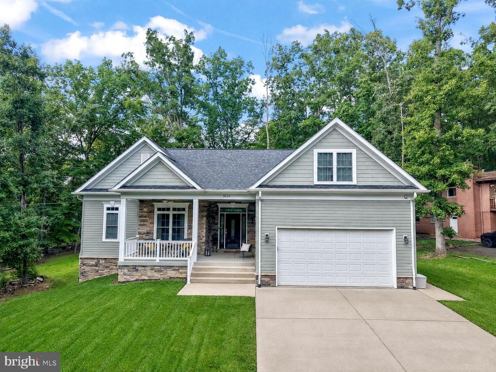 3619 LAKEVIEW PKWY, Locust Grove, VA 22508
