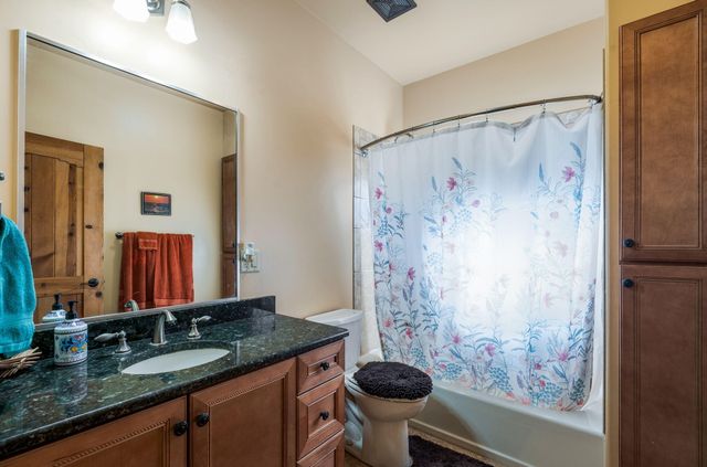 3175 Jumano Trail, Mountainair, NM 87036