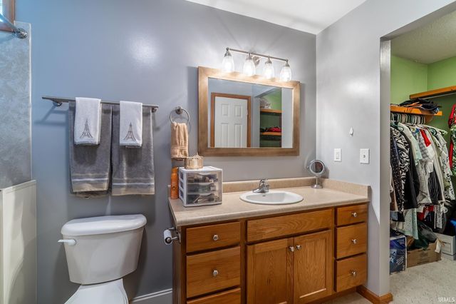 57143 Garnet Lane, Goshen, IN 46528