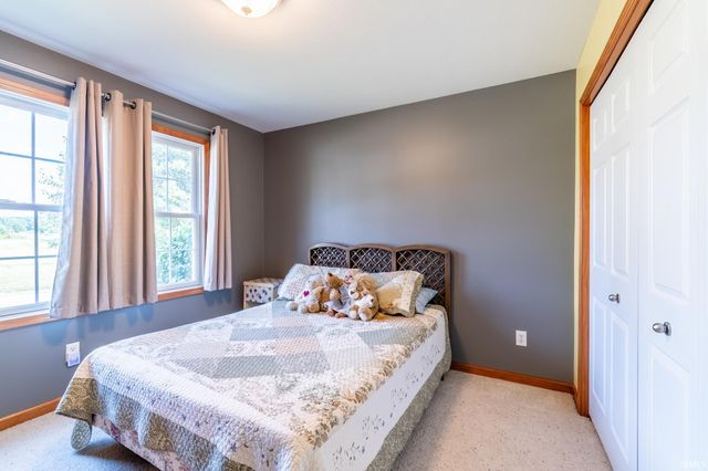 57143 Garnet Lane, Goshen, IN 46528