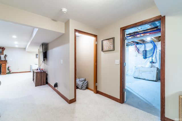 57143 Garnet Lane, Goshen, IN 46528