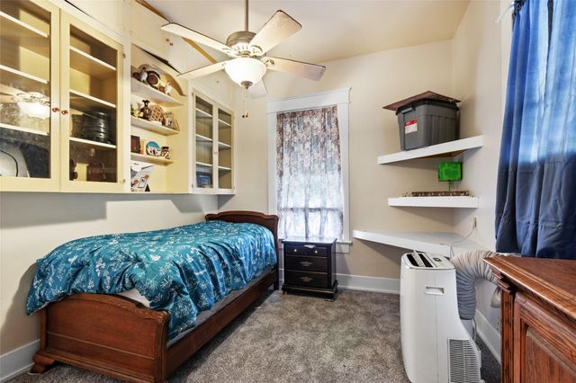 2301 31st Street, Galveston, TX 77550