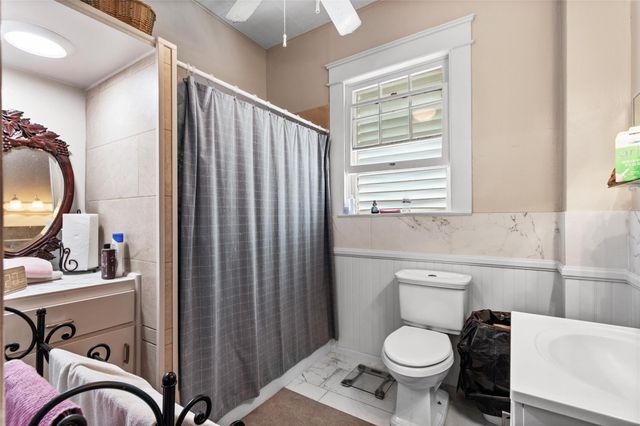 2301 31st Street, Galveston, TX 77550