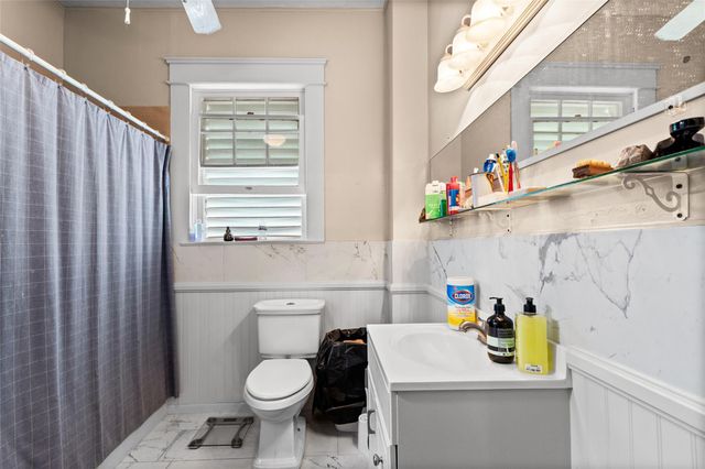 2301 31st Street, Galveston, TX 77550