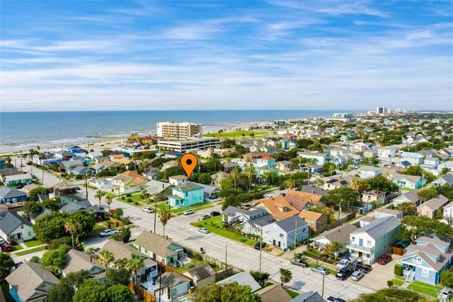2301 31st Street, Galveston, TX 77550