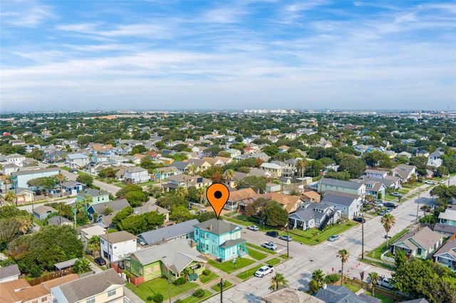 2301 31st Street, Galveston, TX 77550
