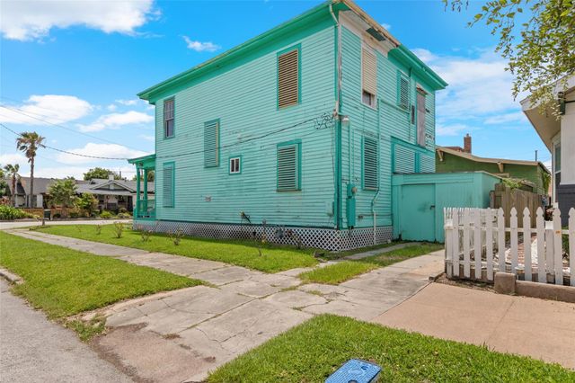 2301 31st Street, Galveston, TX 77550