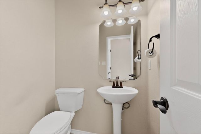 829 Palo Duro Drive, Bernalillo, NM 87004