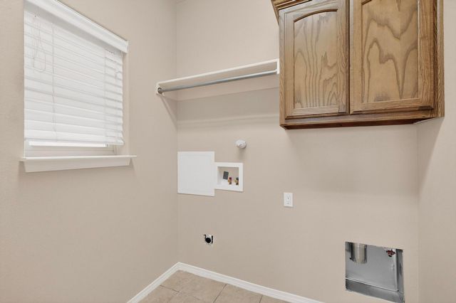 829 Palo Duro Drive, Bernalillo, NM 87004